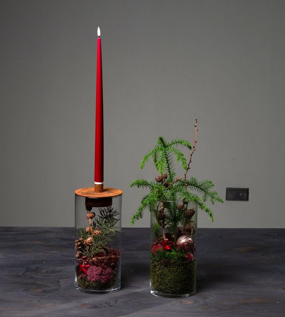 Jul 2026 - nr. 16 - Rød glas m. araucaria